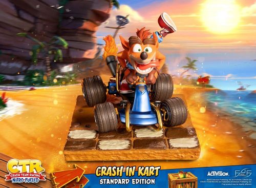 Crash Team Racing Nitro-Fueled Statue Crash in Kart 31 cm